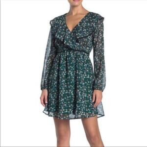 New Threads & States Green Floral Dress Size Lg
